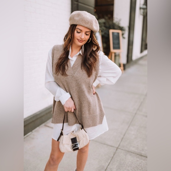 Zara Beret - Picture 5 of 6